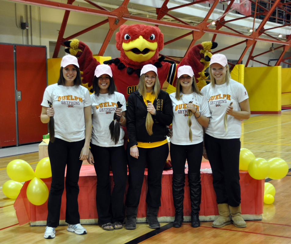 Guelph Gryphons cut hair for cancer Field Hockey Canada